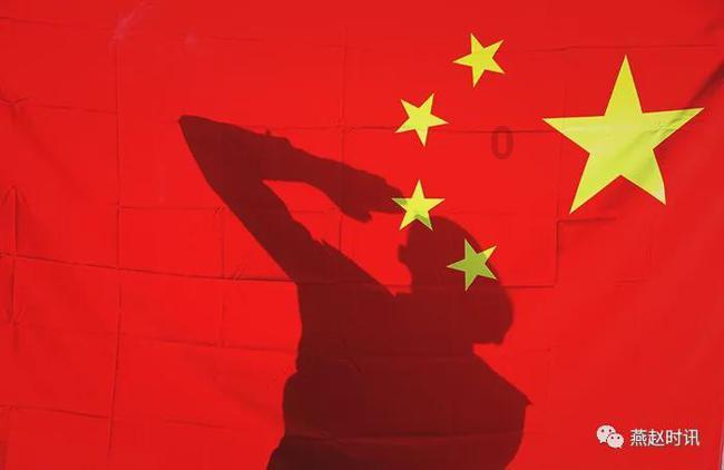 为什么施工队的男人老是找我要我跟他出去？游戏画面