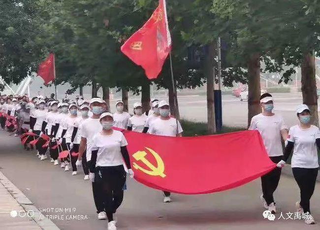 相扑选手大跳跃